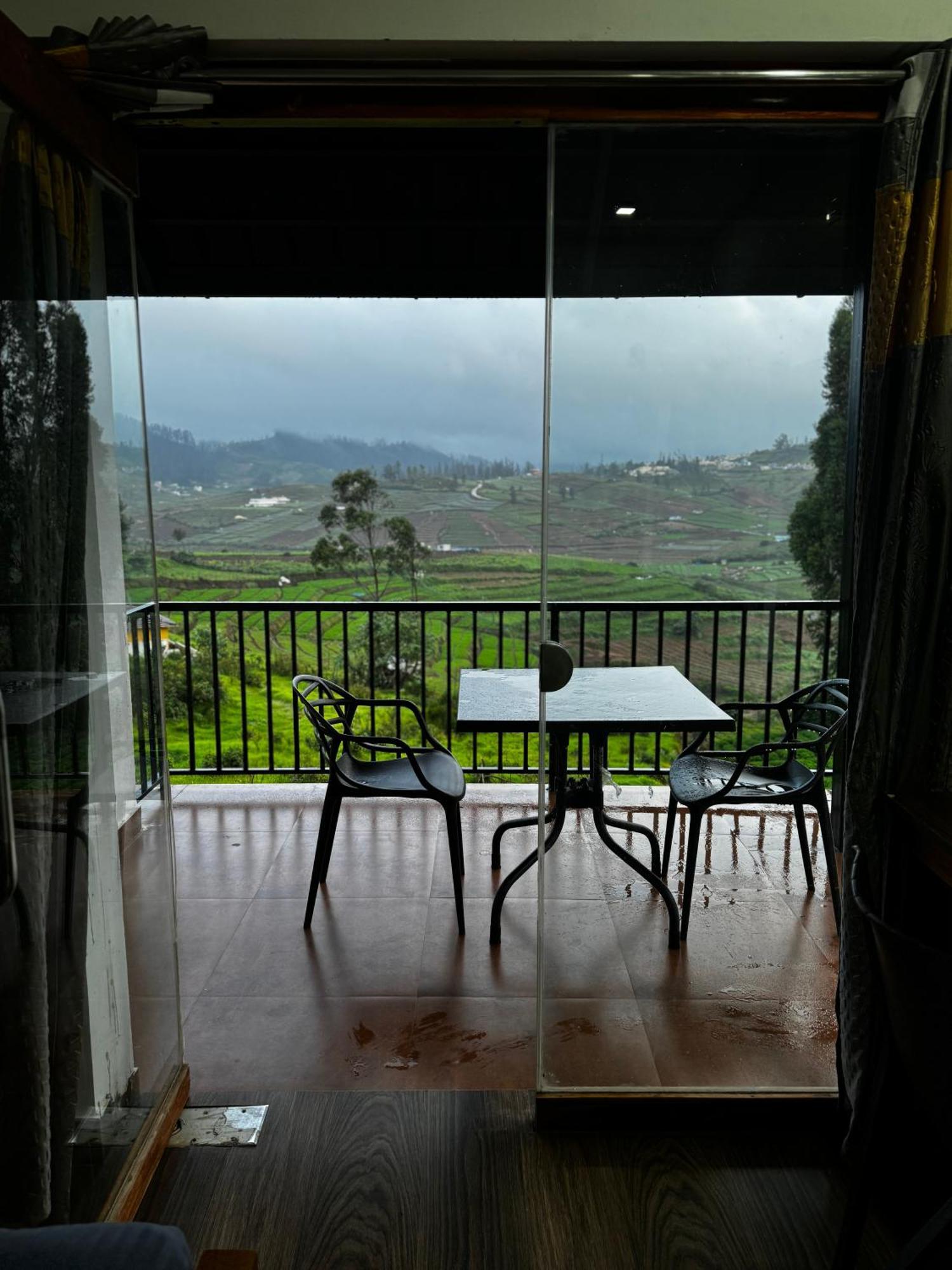 The Wooden Springs Bed & Breakfast Ooty Dış mekan fotoğraf