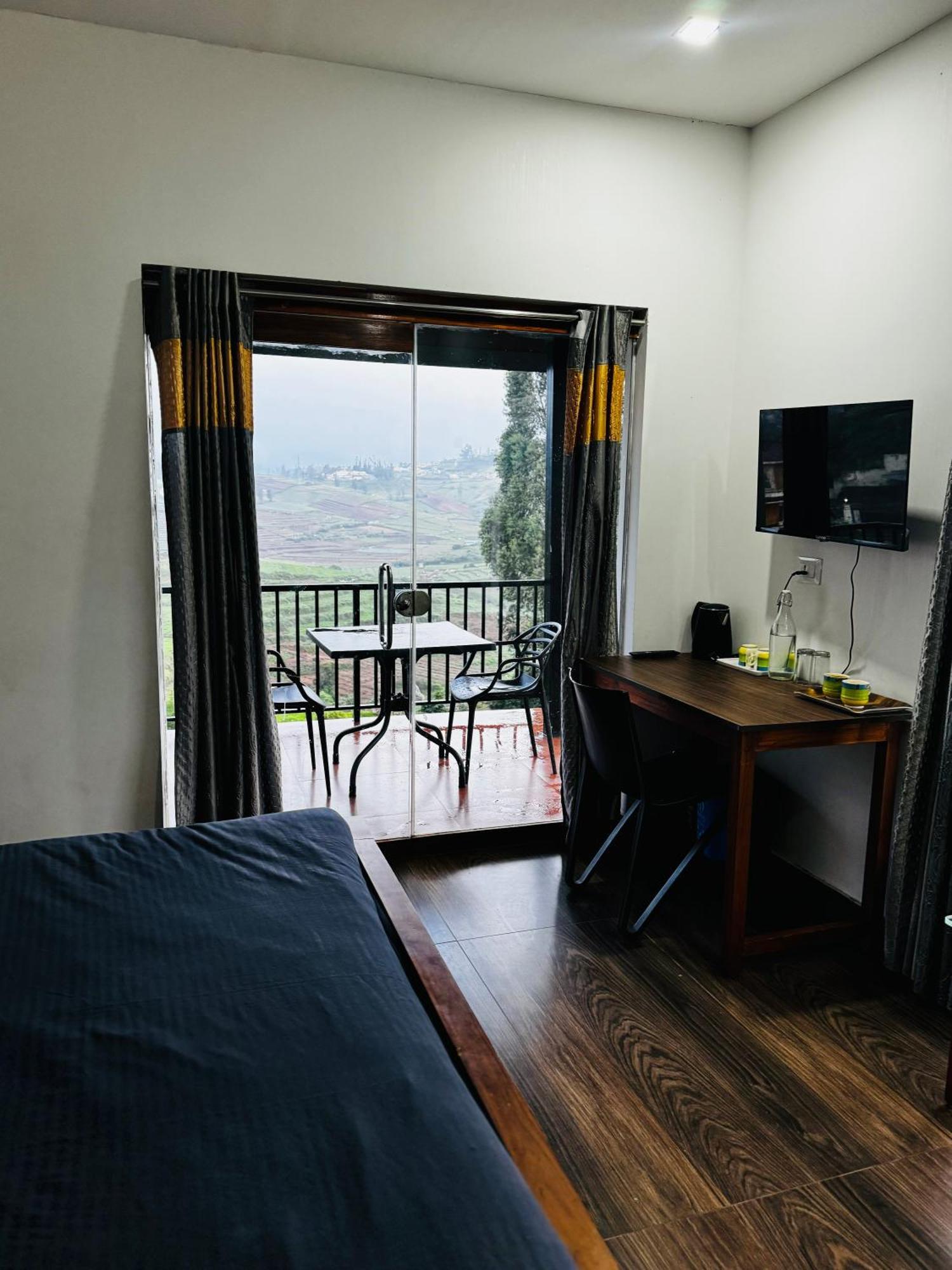 The Wooden Springs Bed & Breakfast Ooty Dış mekan fotoğraf